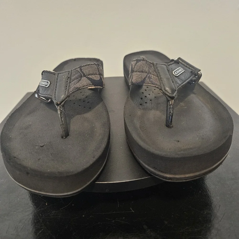 Coach Jada Flip Flops Sandals in Black Women's Size 7